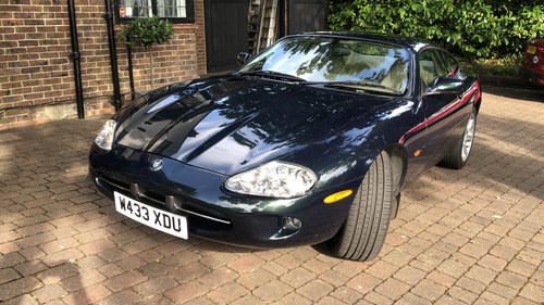 Low Mileage 2000 Jaguar XK8 4.0 V8 Auto