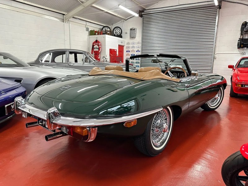 1970 Jaguar E-Type - 2 1970 Jaguar E-Type - 2