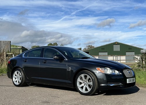 2011 Jaguar XF Luxury 3.0 V6 Auto Diesel low miles!