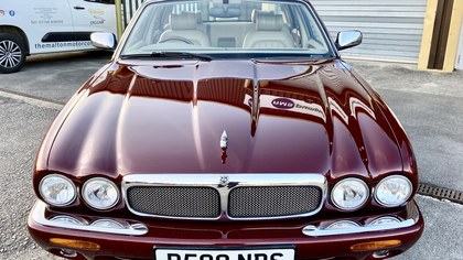 Jaguar XJ8 3.2 Auto - Absolutely Impeccable Throughout!