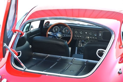 1966 Jaguar E-Type - 6