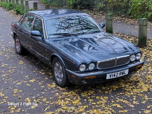 1999 Jaguar XJ8 LWB 4 0 litre 60380 miles only