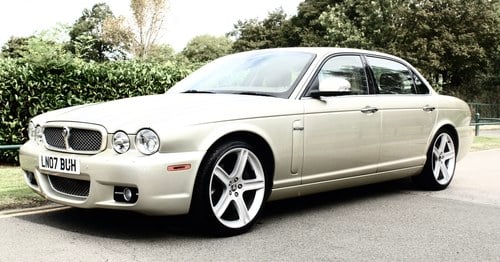2007 Beautiful XJ XJR 4.2 Super V8 LWB Supercharged Sovereign Kaufen Bei
