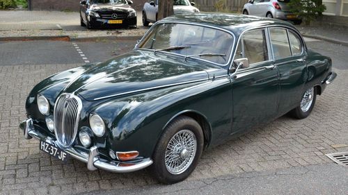 Picture of 1966 Jaguar 3.8S green "manual with overdrive" - For Sale