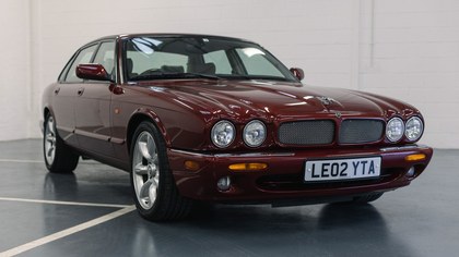 Jaguar XJR V8 (X308) 4.0 litre Supercharged 2002, the one to