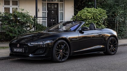 Jaguar F-Type R-Dynamic Black (RHD)