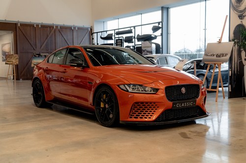 2019 Jaguar XE SV Project 8 "Track Pack" Kaufen Bei