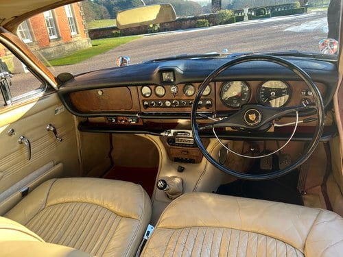 1967 Jaguar 420 - 8