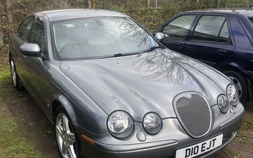 2003 Jaguar S-Type V8 R Auto (picture 1 of 19)