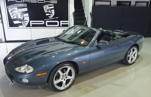 2001 Jaguar XK