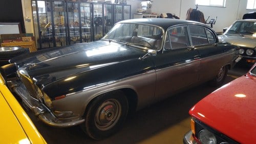 1967 Jaguar 420 - 3