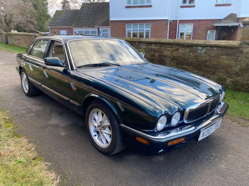 1999 Jaguar XJ8