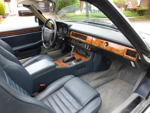 1990 Jaguar XJS - 9
