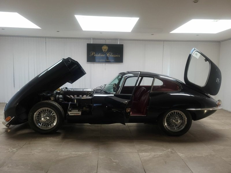 1965 Jaguar E-Type - 2 1965 Jaguar E-Type - 2