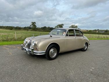 Picture of 1965 Jaguar MkII 3.4 Manual Overdrive in Golden Sand - For Sale