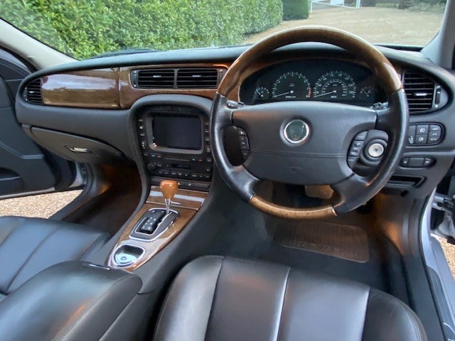 2002 Jaguar S-Type - 7