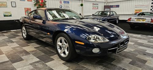 2001 Jaguar XK8 4.0 Coupe Low miles/owners. Fabulous cond'n