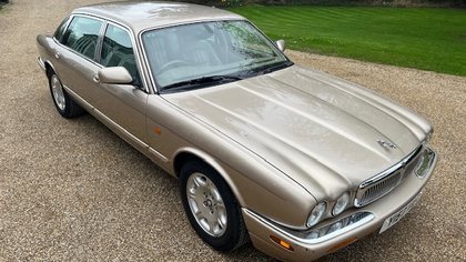 2001 Jaguar Sovereign V8