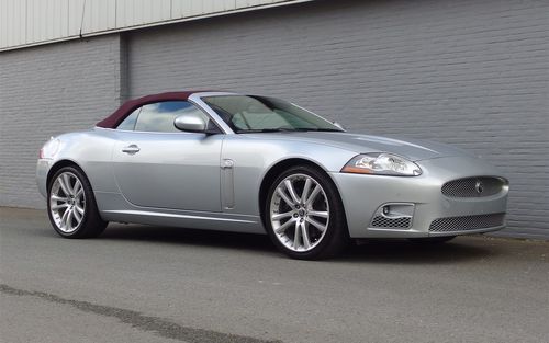 2007 Jaguar XKR Convertible (New Condition & 35.000 KM) (picture 1 of 59)