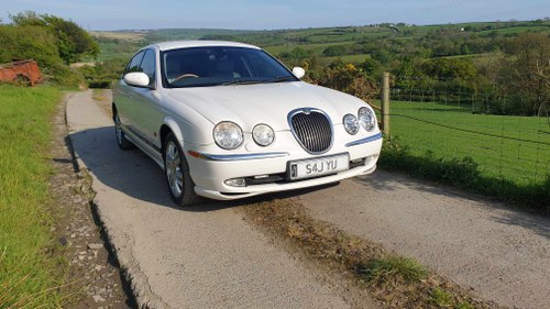 2002 Jaguar S-Type 4.2 £799