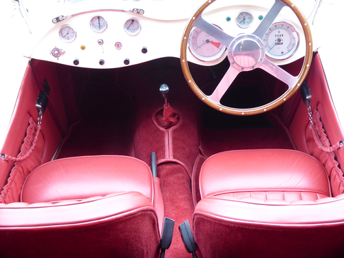 1961 Jaguar SS100 - 8