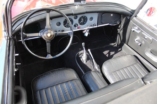 1959 Jaguar XK150 - 3