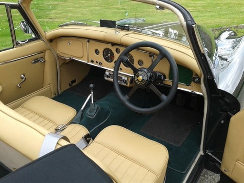 1959 Jaguar XK150 - 9