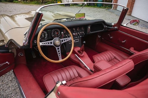 1965 Jaguar E-Type - 2