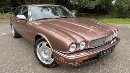 Jaguar X306 XJR in rare Rose Bronze  Rust Free Condition