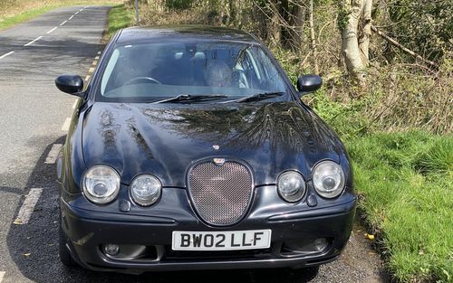2002 Jaguar S-Type R (picture 1 of 6)