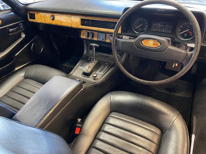 1983 Jaguar XJS - 7
