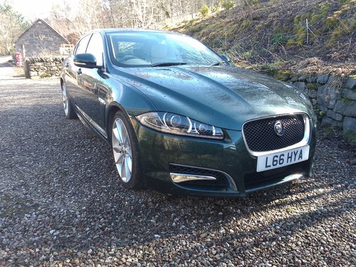 2011 Jaguar XF S portfolio 3.0 Diesel 275 bhp best colour