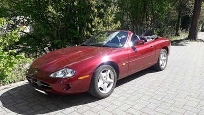 Very well maintained Jaguar XK8 Convertible, 1st owner