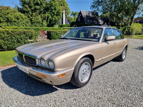 1999 Jaguar XJ X308 (1997-03) XJ8