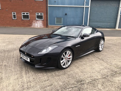 2016 Jaguar F Type - rare S model only 15,500 miles VERKAUFT