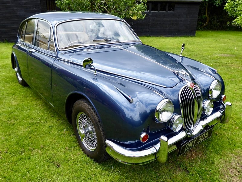 Jaguar MK2 3.4 MOD, PAS, Stunning Restored Example