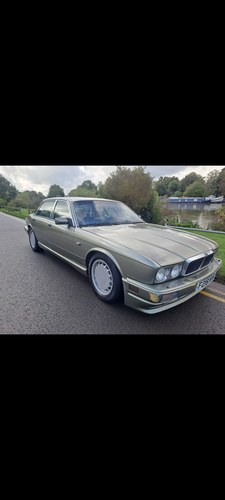 1989 TWR XJR Jaguar XJ40 (1986-94) XJR