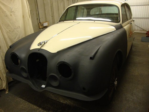 1962 Jaguar Mk2 MkII 3.8 Mark 2 Rolling Bodyshell with V5