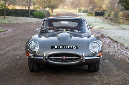 1966 Breath-taking Jaguar E Type, in gorgeous colour combination VENDUTO