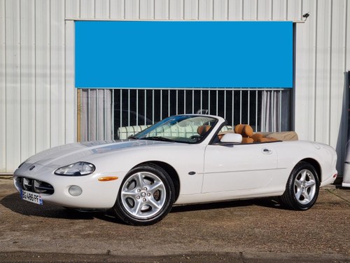 JAGUAR XK8 Cabriolet - 2001 Kaufen Bei