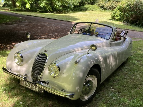 1953 Jaguar XK120 DHC