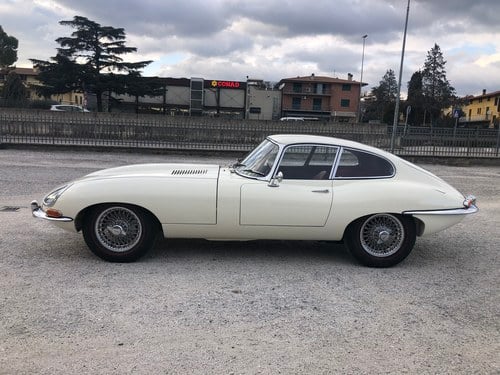 1962 Jaguar E-Type Series 1 FHC
