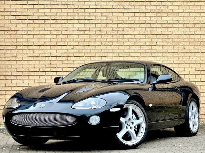 Rapid Classics: Eine Suche. Alle Oldtimer. 24 » Rapid Classics: Eine Suche. Alle Oldtimer. Jaguar XKR 4.2