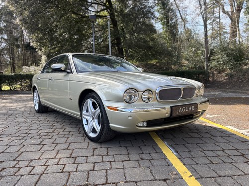 Jaguar Sovereign 4.2 SWB 2007 54k FSH ULEZ Immaculate Kaufen Bei