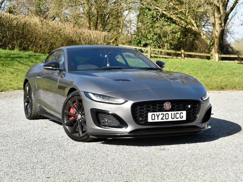Rapid Classics: Eine Suche. Alle Oldtimer. 26 » Rapid Classics: Eine Suche. Alle Oldtimer. 2020 Jaguar F-Type R 5.0 V8 575PS Coupe
