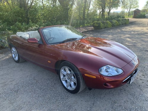 1996 Jaguar XK8 convertible automatic
