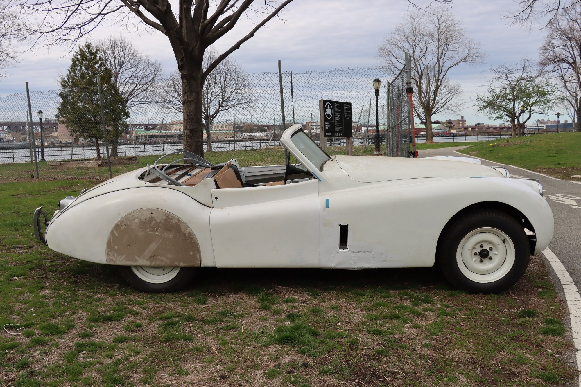1953 Jaguar XK120 Drophead Coupe #25718, foto 4