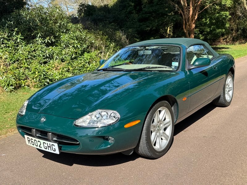 Rapid Classics: Eine Suche. Alle Oldtimer. 28 » Rapid Classics: Eine Suche. Alle Oldtimer. 1997 Jaguar XK X100 XK8