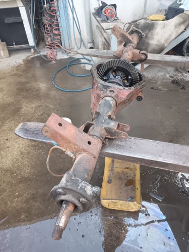 Rear axle with differential Jaguar Mk2 3.4 Te koop