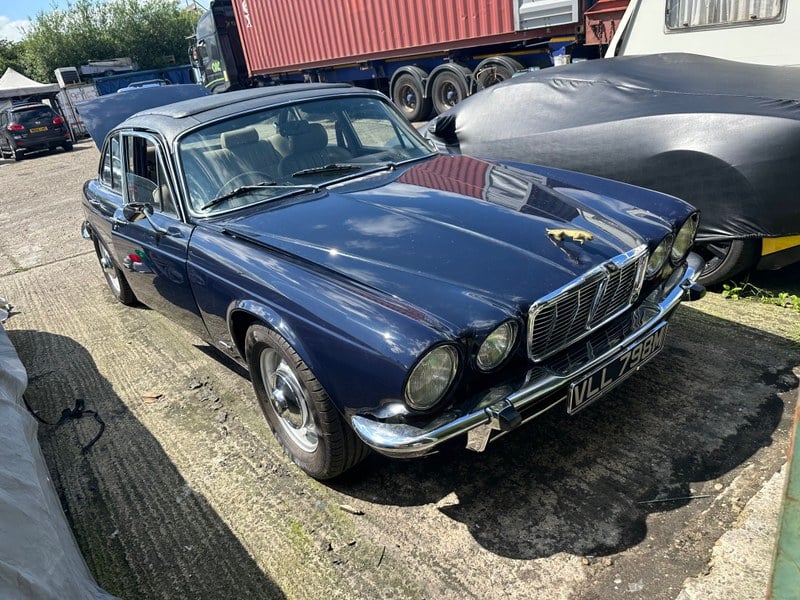 Rapid Classics: Eine Suche. Alle Oldtimer. 9 » Rapid Classics: Eine Suche. Alle Oldtimer. 1974 Jaguar XJ Series 1 XJ6